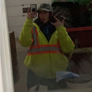 Meet your Posher, Nila